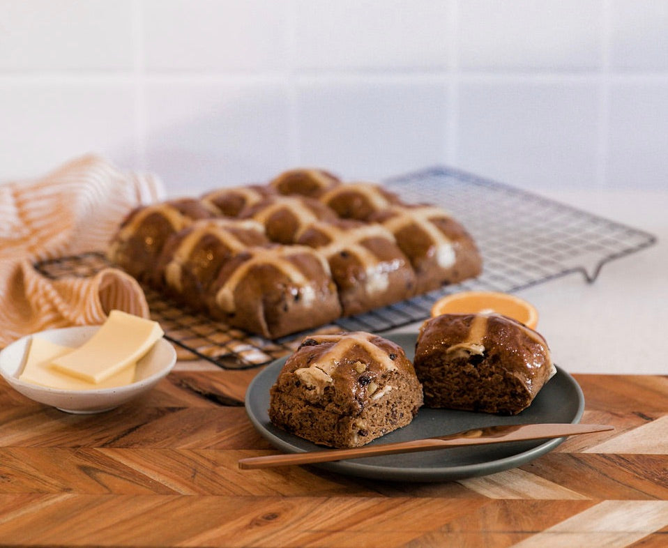 Must-Have gluten free Hot Cross Buns: A Family Favourite!